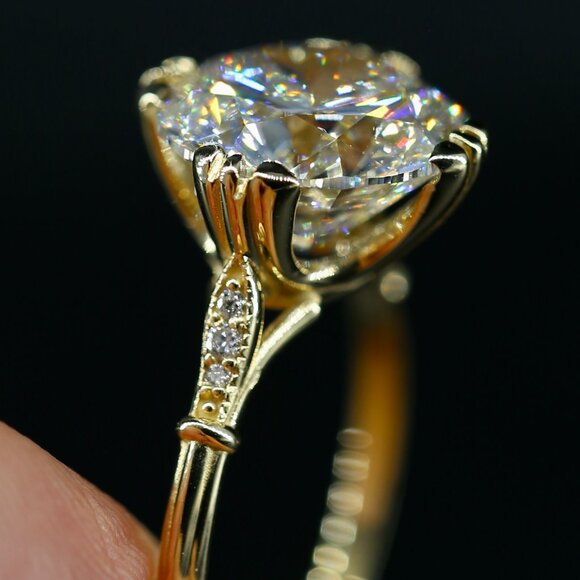Edwardian Era 6.00 Carat Round Brilliant IGI Certified Lab Grown Diamond Ring - Picture 2 of 7